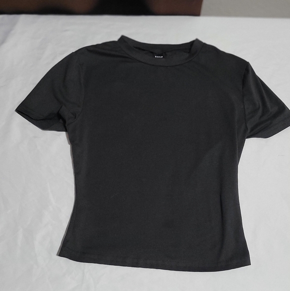 SHEIN Tops - SHEIN Black Short Sleeve Tee
